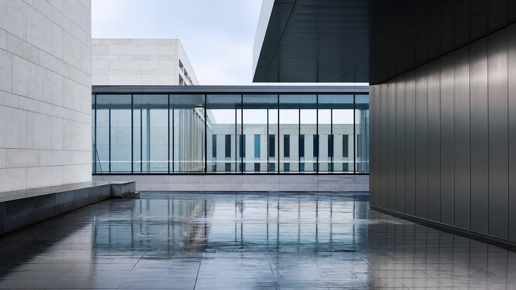 Zeitgenössische Architektur als Ausdruck von Präzision und Klarheit — LORR Personalberatung